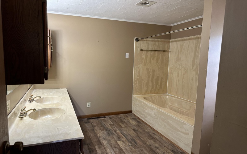 64 Polk Street, Weston, West Virginia 26452, 3 Bedrooms Bedrooms, 6 Rooms Rooms,2 BathroomsBathrooms,Single Family Detached,For Sale,Polk,10161459