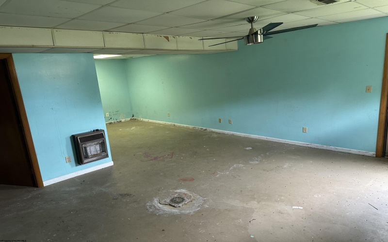 64 Polk Street, Weston, West Virginia 26452, 3 Bedrooms Bedrooms, 6 Rooms Rooms,2 BathroomsBathrooms,Single Family Detached,For Sale,Polk,10161459