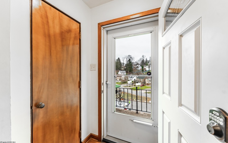 1135 Sunset Drive, Fairmont, West Virginia 26554, 3 Bedrooms Bedrooms, 7 Rooms Rooms,1 BathroomBathrooms,Single Family Detached,For Sale,Sunset,10162746