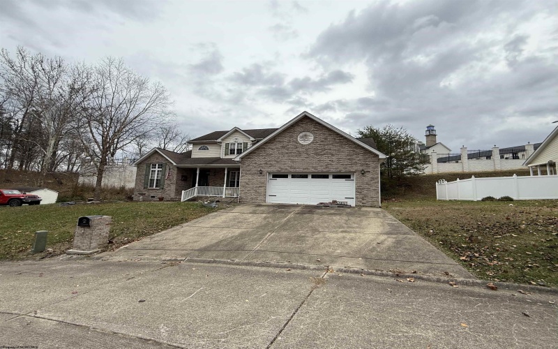 130 Stone Street, Culloden, West Virginia 25510, 4 Bedrooms Bedrooms, 8 Rooms Rooms,3 BathroomsBathrooms,Single Family Detached,For Sale,Stone,10162740