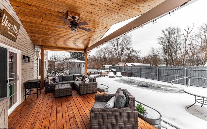 600 Herman Avenue, Star City, West Virginia 26505, 3 Bedrooms Bedrooms, 6 Rooms Rooms,2 BathroomsBathrooms,Single Family Detached,For Sale,Herman,10162750