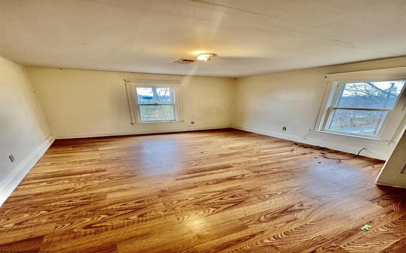 975 Dorsey Avenue, Morgantown, West Virginia 26501, 3 Bedrooms Bedrooms, 8 Rooms Rooms,2 BathroomsBathrooms,Single Family Detached,For Sale,Dorsey,10162747