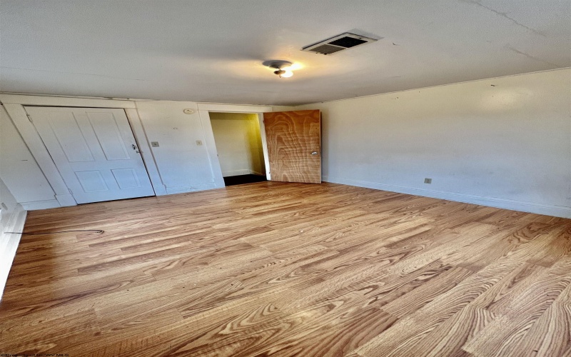 975 Dorsey Avenue, Morgantown, West Virginia 26501, 3 Bedrooms Bedrooms, 8 Rooms Rooms,2 BathroomsBathrooms,Single Family Detached,For Sale,Dorsey,10162747