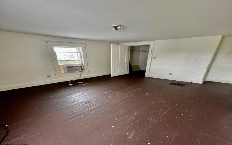 975 Dorsey Avenue, Morgantown, West Virginia 26501, 3 Bedrooms Bedrooms, 8 Rooms Rooms,2 BathroomsBathrooms,Single Family Detached,For Sale,Dorsey,10162747