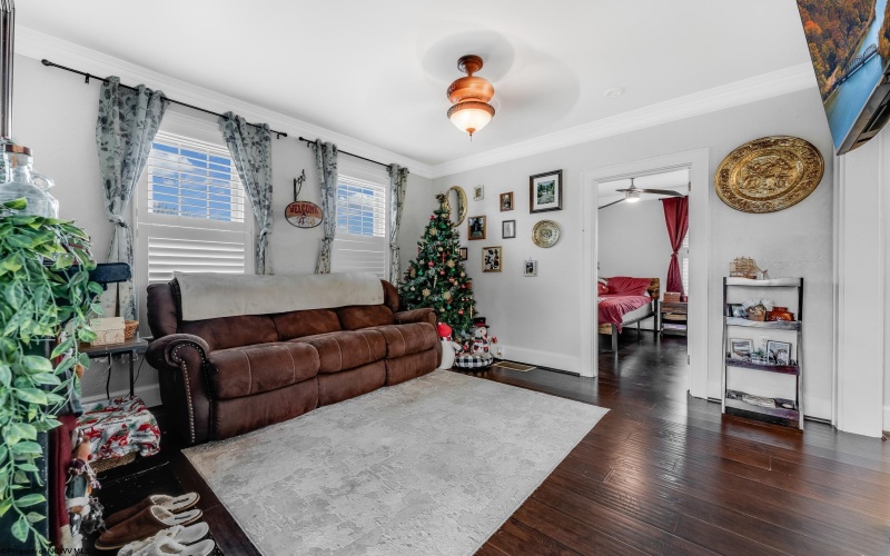 216 1/2 Watson Avenue, Fairmont, West Virginia 26554, 1 Bedroom Bedrooms, 4 Rooms Rooms,1 BathroomBathrooms,Single Family Detached,For Sale,Watson,10162753