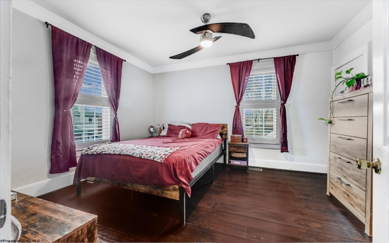 216 1/2 Watson Avenue, Fairmont, West Virginia 26554, 1 Bedroom Bedrooms, 4 Rooms Rooms,1 BathroomBathrooms,Single Family Detached,For Sale,Watson,10162753