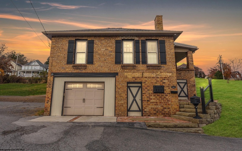 216 1/2 Watson Avenue, Fairmont, West Virginia 26554, 1 Bedroom Bedrooms, 4 Rooms Rooms,1 BathroomBathrooms,Single Family Detached,For Sale,Watson,10162753