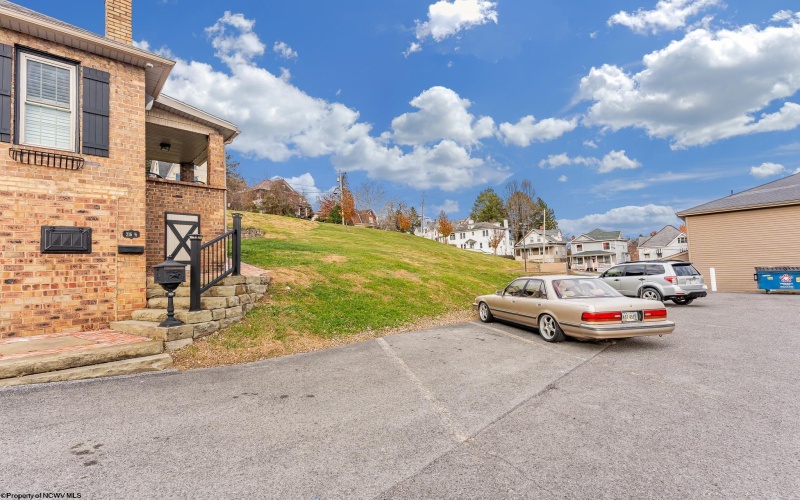216 1/2 Watson Avenue, Fairmont, West Virginia 26554, 1 Bedroom Bedrooms, 4 Rooms Rooms,1 BathroomBathrooms,Single Family Detached,For Sale,Watson,10162753