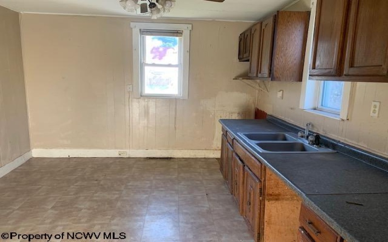 68 Cole Street, Philippi, West Virginia 26416, 3 Bedrooms Bedrooms, 7 Rooms Rooms,1 BathroomBathrooms,Single Family Detached,For Sale,Cole,10161208