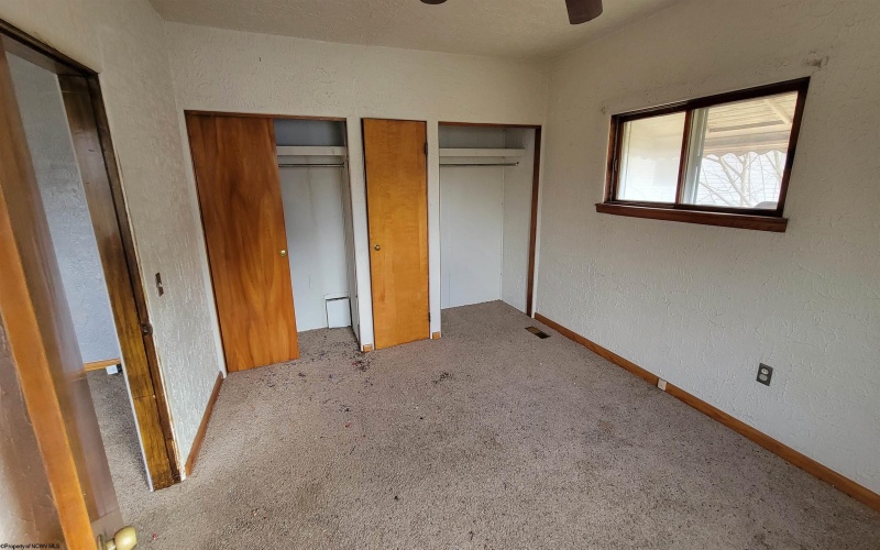 3012 Main Street, Farmington, West Virginia 26571, 2 Bedrooms Bedrooms, 7 Rooms Rooms,1 BathroomBathrooms,Single Family Detached,For Sale,Main,10162767 3012 Main Street, Farmington, West Virginia 26571, 2 Bedrooms Bedrooms, 7 Rooms Rooms,1 BathroomBathrooms,Single Family Detached,For Sale,Main,10162767