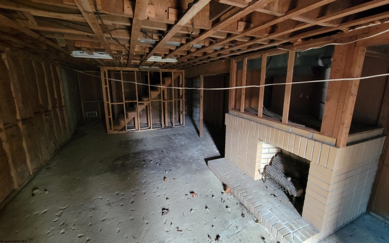 3012 Main Street, Farmington, West Virginia 26571, 2 Bedrooms Bedrooms, 7 Rooms Rooms,1 BathroomBathrooms,Single Family Detached,For Sale,Main,10162767 3012 Main Street, Farmington, West Virginia 26571, 2 Bedrooms Bedrooms, 7 Rooms Rooms,1 BathroomBathrooms,Single Family Detached,For Sale,Main,10162767