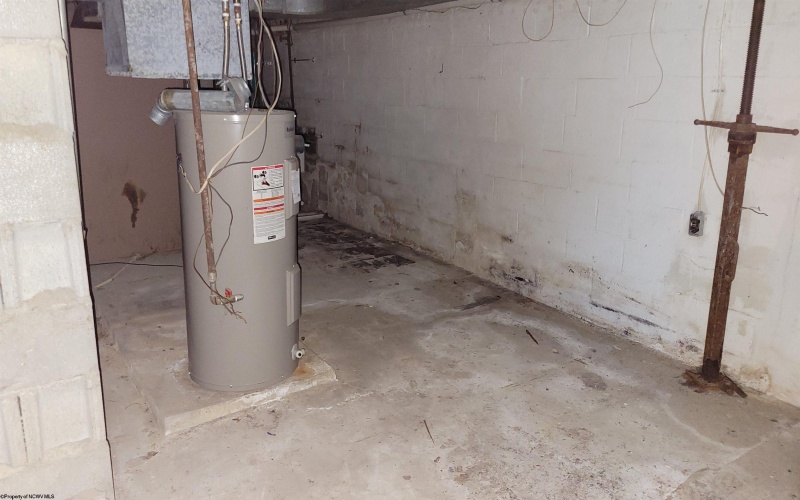 3012 Main Street, Farmington, West Virginia 26571, 2 Bedrooms Bedrooms, 7 Rooms Rooms,1 BathroomBathrooms,Single Family Detached,For Sale,Main,10162767 3012 Main Street, Farmington, West Virginia 26571, 2 Bedrooms Bedrooms, 7 Rooms Rooms,1 BathroomBathrooms,Single Family Detached,For Sale,Main,10162767