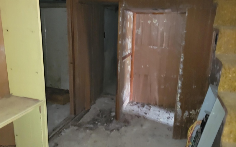 3012 Main Street, Farmington, West Virginia 26571, 2 Bedrooms Bedrooms, 7 Rooms Rooms,1 BathroomBathrooms,Single Family Detached,For Sale,Main,10162767 3012 Main Street, Farmington, West Virginia 26571, 2 Bedrooms Bedrooms, 7 Rooms Rooms,1 BathroomBathrooms,Single Family Detached,For Sale,Main,10162767