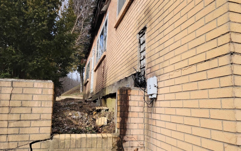 3012 Main Street, Farmington, West Virginia 26571, 2 Bedrooms Bedrooms, 7 Rooms Rooms,1 BathroomBathrooms,Single Family Detached,For Sale,Main,10162767 3012 Main Street, Farmington, West Virginia 26571, 2 Bedrooms Bedrooms, 7 Rooms Rooms,1 BathroomBathrooms,Single Family Detached,For Sale,Main,10162767