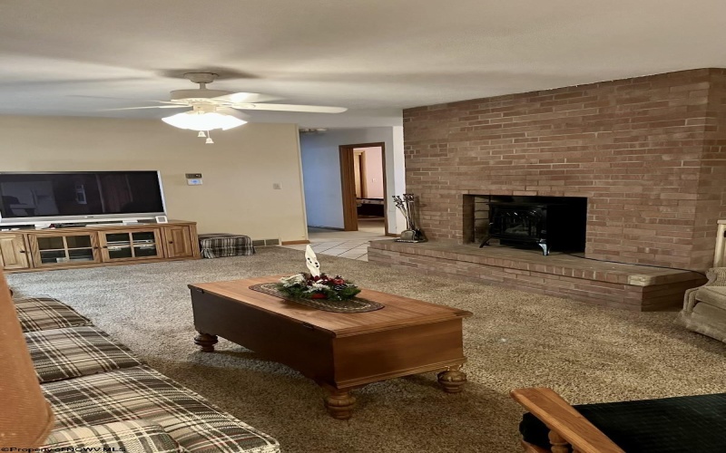 112 Village Drive, Bridgeport, West Virginia 26330, 3 Bedrooms Bedrooms, 9 Rooms Rooms,2 BathroomsBathrooms,Single Family Detached,For Sale,Village,10162761 112 Village Drive, Bridgeport, West Virginia 26330, 3 Bedrooms Bedrooms, 9 Rooms Rooms,2 BathroomsBathrooms,Single Family Detached,For Sale,Village,10162761