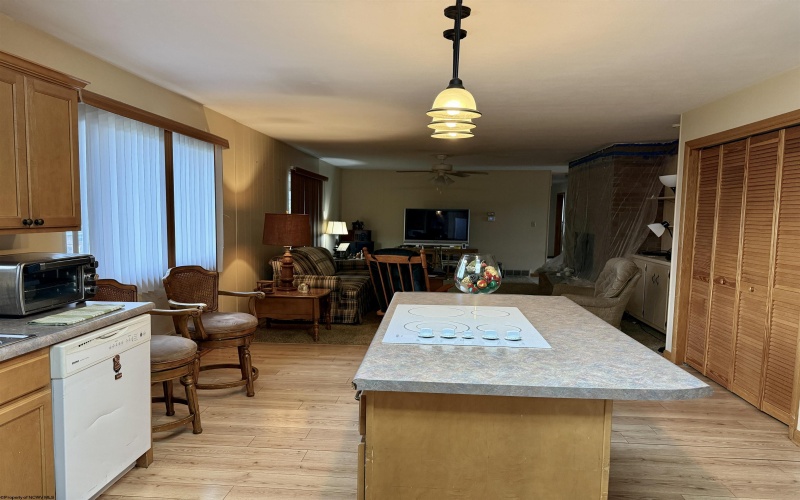 112 Village Drive, Bridgeport, West Virginia 26330, 3 Bedrooms Bedrooms, 9 Rooms Rooms,2 BathroomsBathrooms,Single Family Detached,For Sale,Village,10162761 112 Village Drive, Bridgeport, West Virginia 26330, 3 Bedrooms Bedrooms, 9 Rooms Rooms,2 BathroomsBathrooms,Single Family Detached,For Sale,Village,10162761