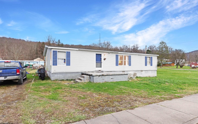 46 Wall Street, Albright, West Virginia 26519, 3 Bedrooms Bedrooms, 3 Rooms Rooms,2 BathroomsBathrooms,Single Family Detached,For Sale,Wall,10162768 46 Wall Street, Albright, West Virginia 26519, 3 Bedrooms Bedrooms, 3 Rooms Rooms,2 BathroomsBathrooms,Single Family Detached,For Sale,Wall,10162768