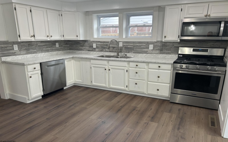 653 Madigan Avenue, Morgantown, West Virginia 26501, 3 Bedrooms Bedrooms, 6 Rooms Rooms,1 BathroomBathrooms,Single Family Detached,For Sale,Madigan,10162770 653 Madigan Avenue, Morgantown, West Virginia 26501, 3 Bedrooms Bedrooms, 6 Rooms Rooms,1 BathroomBathrooms,Single Family Detached,For Sale,Madigan,10162770