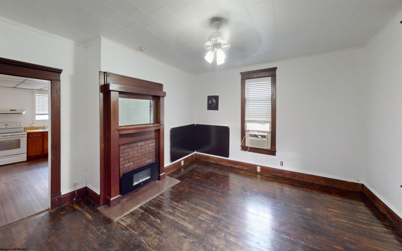 137 Valley Street, Grafton, West Virginia 26354, 2 Bedrooms Bedrooms, 5 Rooms Rooms,1 BathroomBathrooms,Single Family Detached,For Sale,Valley,10162769 137 Valley Street, Grafton, West Virginia 26354, 2 Bedrooms Bedrooms, 5 Rooms Rooms,1 BathroomBathrooms,Single Family Detached,For Sale,Valley,10162769