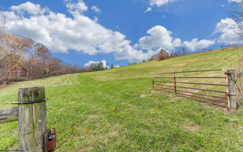 848A Pleasant Hill Road, Morgantown, West Virginia 26508, ,Lots/land,For Sale,Pleasant Hill,10157450