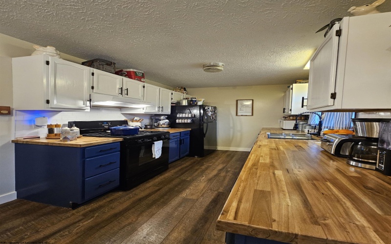 149 Stratus Drive, Cabins, West Virginia 26855, 3 Bedrooms Bedrooms, 5 Rooms Rooms,1 BathroomBathrooms,Single Family Detached,For Sale,Stratus,10162771 149 Stratus Drive, Cabins, West Virginia 26855, 3 Bedrooms Bedrooms, 5 Rooms Rooms,1 BathroomBathrooms,Single Family Detached,For Sale,Stratus,10162771