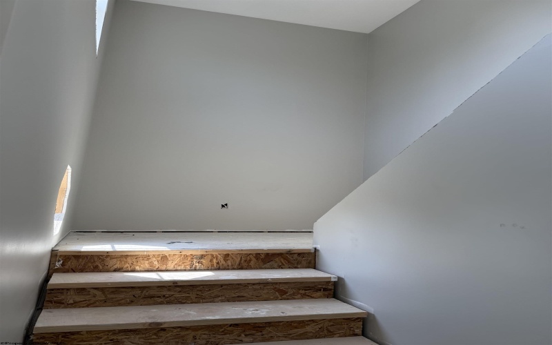 117 Canto Drive, Morgantown, West Virginia 26508, 3 Bedrooms Bedrooms, 6 Rooms Rooms,2 BathroomsBathrooms,Single Family Detached,For Sale,Canto,10158347