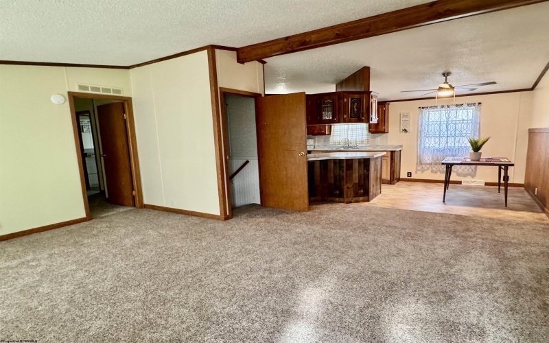 1502 Princeton Street, Fairmont, West Virginia 26554, 3 Bedrooms Bedrooms, 5 Rooms Rooms,2 BathroomsBathrooms,Single Family Detached,For Sale,Princeton,10162773