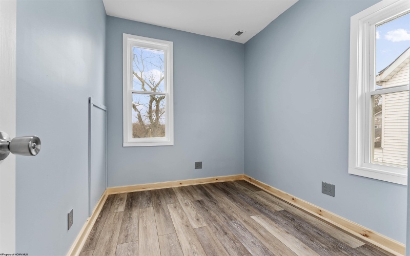 503 Market Street, Fairmont, West Virginia 26554, 3 Bedrooms Bedrooms, 8 Rooms Rooms,2 BathroomsBathrooms,Single Family Detached,For Sale,Market,10162776