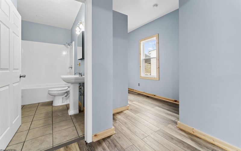 503 Market Street, Fairmont, West Virginia 26554, 3 Bedrooms Bedrooms, 8 Rooms Rooms,2 BathroomsBathrooms,Single Family Detached,For Sale,Market,10162776