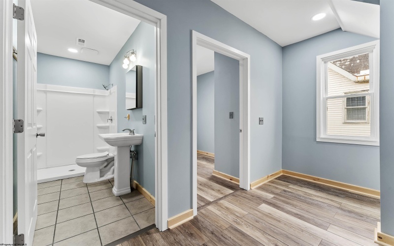 503 Market Street, Fairmont, West Virginia 26554, 3 Bedrooms Bedrooms, 8 Rooms Rooms,2 BathroomsBathrooms,Single Family Detached,For Sale,Market,10162776