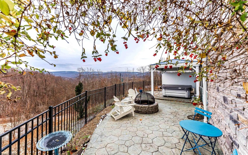 47 LaVista Drive, Morgantown, West Virginia 26508, 3 Bedrooms Bedrooms, 9 Rooms Rooms,3 BathroomsBathrooms,Single Family Detached,For Sale,LaVista,10162787 47 LaVista Drive, Morgantown, West Virginia 26508, 3 Bedrooms Bedrooms, 9 Rooms Rooms,3 BathroomsBathrooms,Single Family Detached,For Sale,LaVista,10162787