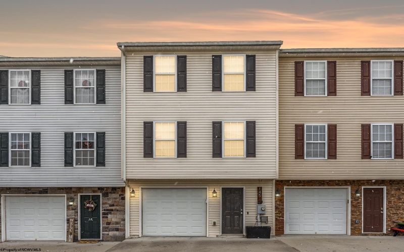 145 Eagle Drive, Maidsville, West Virginia 26541, 3 Bedrooms Bedrooms, 6 Rooms Rooms,1 BathroomBathrooms,Single Family Attached,For Sale,Eagle,10162775 145 Eagle Drive, Maidsville, West Virginia 26541, 3 Bedrooms Bedrooms, 6 Rooms Rooms,1 BathroomBathrooms,Single Family Attached,For Sale,Eagle,10162775