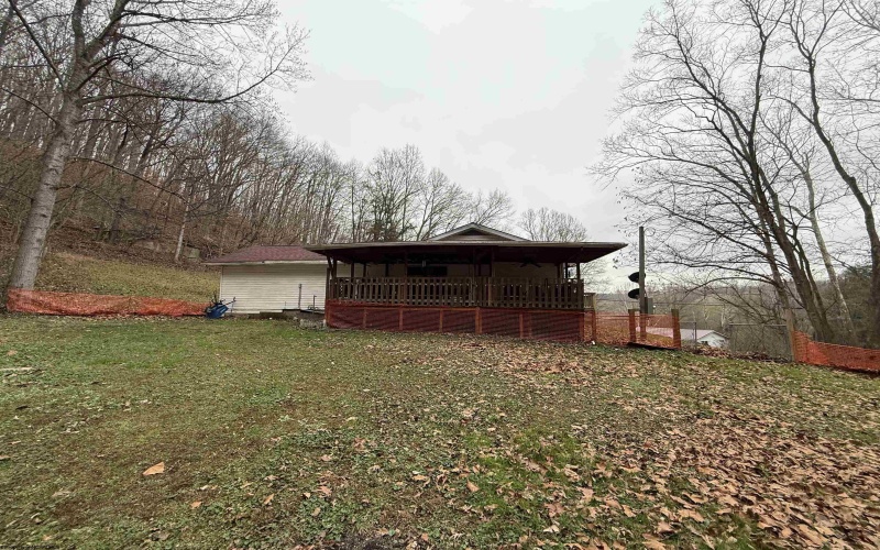 1919 Whites Creek Road, Prichard, West Virginia 25555, 4 Bedrooms Bedrooms, 8 Rooms Rooms,1 BathroomBathrooms,Single Family Detached,For Sale,Whites Creek,10162785