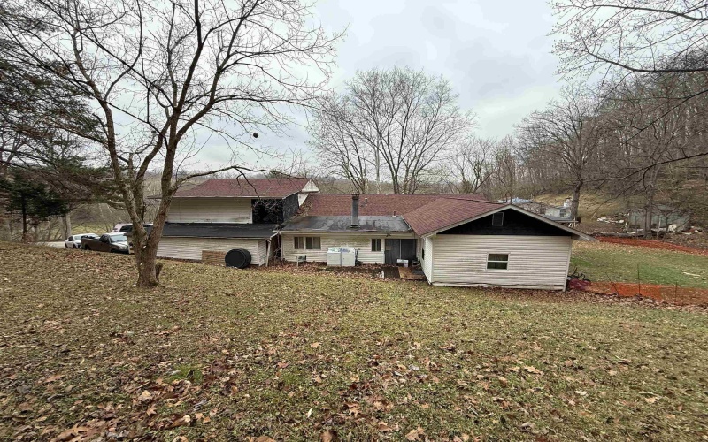 1919 Whites Creek Road, Prichard, West Virginia 25555, 4 Bedrooms Bedrooms, 8 Rooms Rooms,1 BathroomBathrooms,Single Family Detached,For Sale,Whites Creek,10162785