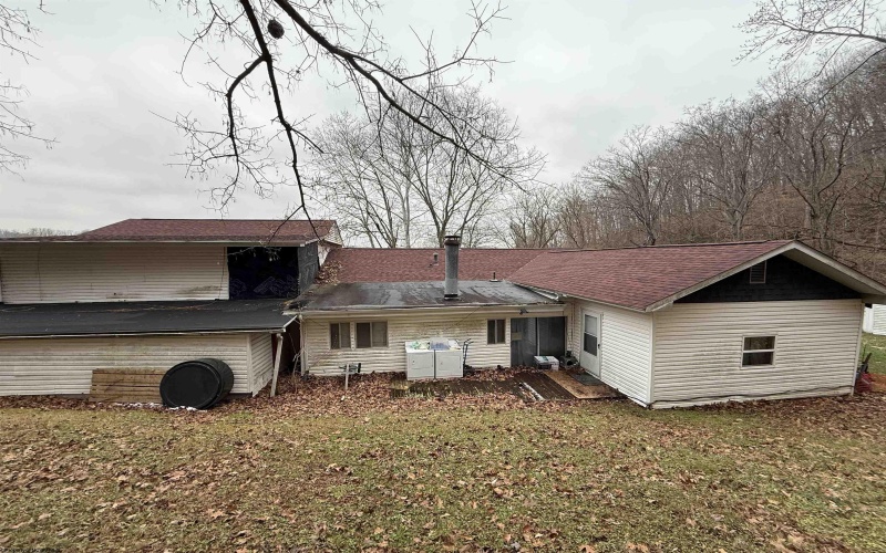 1919 Whites Creek Road, Prichard, West Virginia 25555, 4 Bedrooms Bedrooms, 8 Rooms Rooms,1 BathroomBathrooms,Single Family Detached,For Sale,Whites Creek,10162785