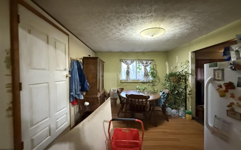 1919 Whites Creek Road, Prichard, West Virginia 25555, 4 Bedrooms Bedrooms, 8 Rooms Rooms,1 BathroomBathrooms,Single Family Detached,For Sale,Whites Creek,10162785