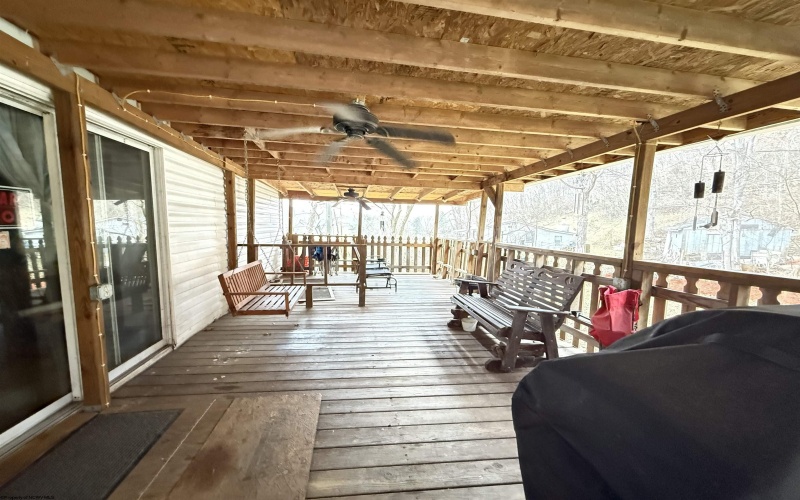 1919 Whites Creek Road, Prichard, West Virginia 25555, 4 Bedrooms Bedrooms, 8 Rooms Rooms,1 BathroomBathrooms,Single Family Detached,For Sale,Whites Creek,10162785