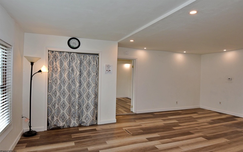 443 Lawman Avenue, Bridgeport, West Virginia 26330, 3 Bedrooms Bedrooms, 5 Rooms Rooms,1 BathroomBathrooms,Single Family Detached,For Sale,Lawman,10162781 443 Lawman Avenue, Bridgeport, West Virginia 26330, 3 Bedrooms Bedrooms, 5 Rooms Rooms,1 BathroomBathrooms,Single Family Detached,For Sale,Lawman,10162781