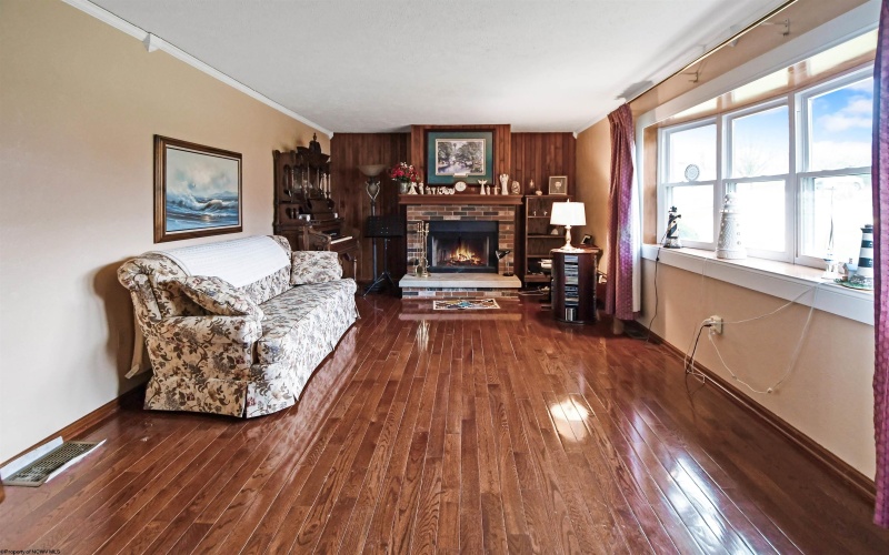 94 Kimberly Circle, Fairmont, West Virginia 26554, 4 Bedrooms Bedrooms, 8 Rooms Rooms,3 BathroomsBathrooms,Single Family Detached,For Sale,Kimberly,10162782 94 Kimberly Circle, Fairmont, West Virginia 26554, 4 Bedrooms Bedrooms, 8 Rooms Rooms,3 BathroomsBathrooms,Single Family Detached,For Sale,Kimberly,10162782