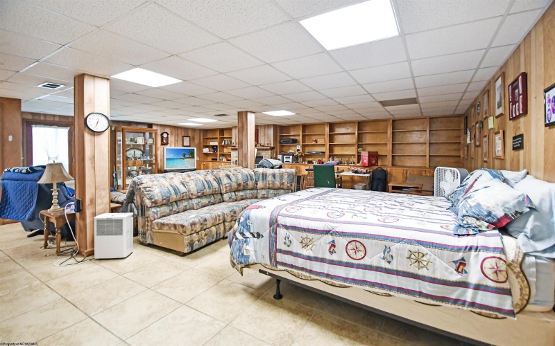 94 Kimberly Circle, Fairmont, West Virginia 26554, 4 Bedrooms Bedrooms, 8 Rooms Rooms,3 BathroomsBathrooms,Single Family Detached,For Sale,Kimberly,10162782 94 Kimberly Circle, Fairmont, West Virginia 26554, 4 Bedrooms Bedrooms, 8 Rooms Rooms,3 BathroomsBathrooms,Single Family Detached,For Sale,Kimberly,10162782