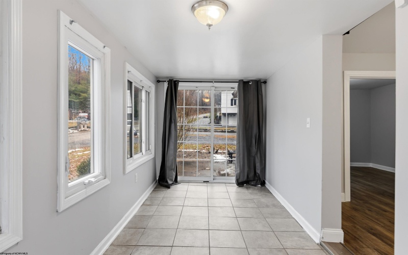 232 Kelly Road, Morgantown, West Virginia 26508, 3 Bedrooms Bedrooms, 6 Rooms Rooms,1 BathroomBathrooms,Single Family Detached,For Sale,Kelly,10162786