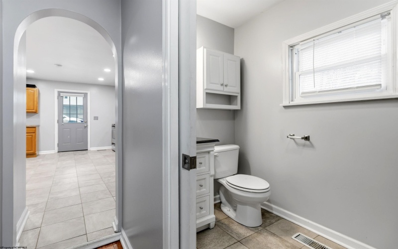 232 Kelly Road, Morgantown, West Virginia 26508, 3 Bedrooms Bedrooms, 6 Rooms Rooms,1 BathroomBathrooms,Single Family Detached,For Sale,Kelly,10162786