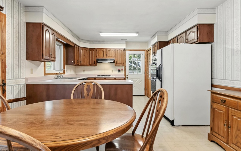 9 Townsend Lane, Morgantown, West Virginia 26508, 3 Bedrooms Bedrooms, 7 Rooms Rooms,1 BathroomBathrooms,Single Family Detached,For Sale,Townsend,10161423