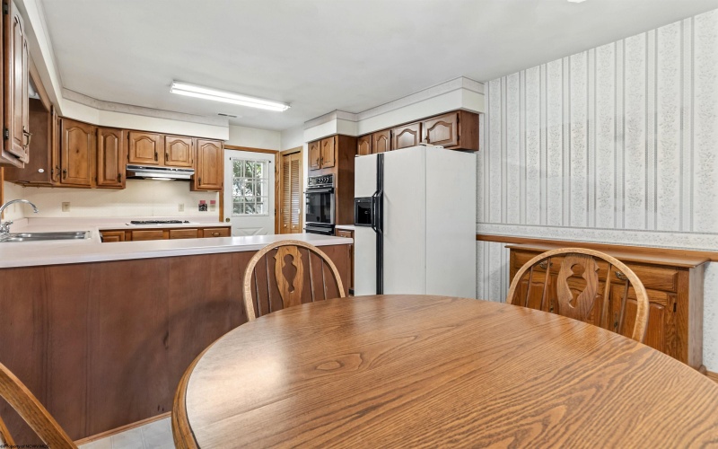 9 Townsend Lane, Morgantown, West Virginia 26508, 3 Bedrooms Bedrooms, 7 Rooms Rooms,1 BathroomBathrooms,Single Family Detached,For Sale,Townsend,10161423