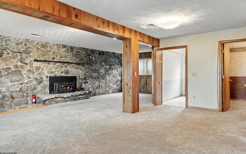 9 Townsend Lane, Morgantown, West Virginia 26508, 3 Bedrooms Bedrooms, 7 Rooms Rooms,1 BathroomBathrooms,Single Family Detached,For Sale,Townsend,10161423