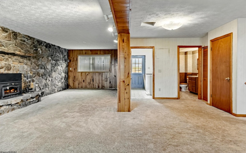 9 Townsend Lane, Morgantown, West Virginia 26508, 3 Bedrooms Bedrooms, 7 Rooms Rooms,1 BathroomBathrooms,Single Family Detached,For Sale,Townsend,10161423