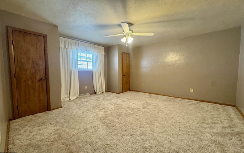 4 Oriole Lane, Fairmont, West Virginia 26554, 4 Bedrooms Bedrooms, 10 Rooms Rooms,3 BathroomsBathrooms,Single Family Detached,For Sale,Oriole,10162795 4 Oriole Lane, Fairmont, West Virginia 26554, 4 Bedrooms Bedrooms, 10 Rooms Rooms,3 BathroomsBathrooms,Single Family Detached,For Sale,Oriole,10162795