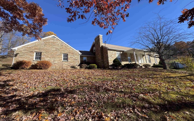 4 Oriole Lane, Fairmont, West Virginia 26554, 4 Bedrooms Bedrooms, 10 Rooms Rooms,3 BathroomsBathrooms,Single Family Detached,For Sale,Oriole,10162795 4 Oriole Lane, Fairmont, West Virginia 26554, 4 Bedrooms Bedrooms, 10 Rooms Rooms,3 BathroomsBathrooms,Single Family Detached,For Sale,Oriole,10162795