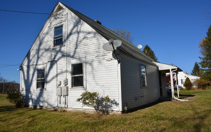 552 Randolph Drive, Beverly, West Virginia 26253, 3 Bedrooms Bedrooms, 5 Rooms Rooms,1 BathroomBathrooms,Single Family Detached,For Sale,Randolph,10162797 552 Randolph Drive, Beverly, West Virginia 26253, 3 Bedrooms Bedrooms, 5 Rooms Rooms,1 BathroomBathrooms,Single Family Detached,For Sale,Randolph,10162797