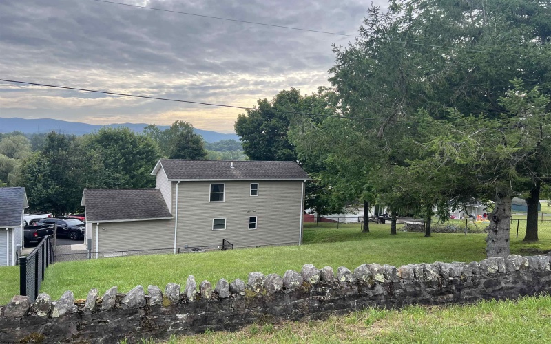 107 Bruce Street, Elkins, West Virginia 26241, 2 Bedrooms Bedrooms, 5 Rooms Rooms,2 BathroomsBathrooms,Single Family Detached,For Sale,Bruce,10160901